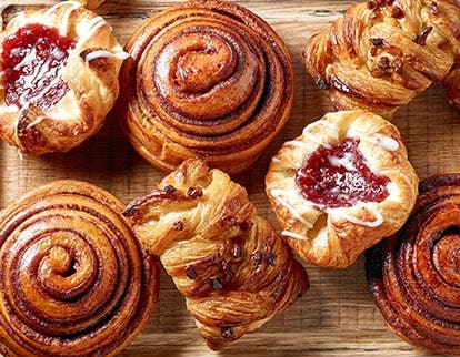 Close-up of golden pastries used to illustrate Ingredion bakery product innovations